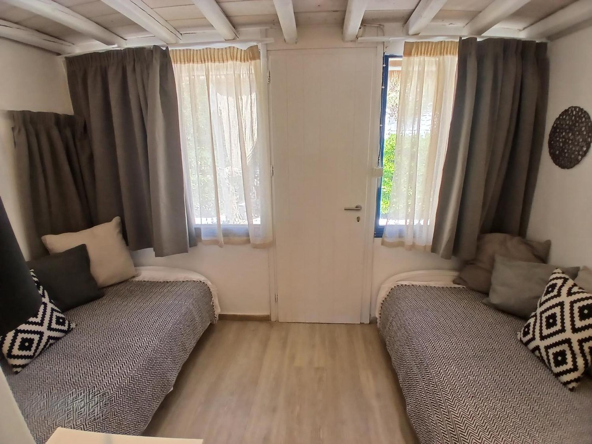 Sea Side Studios & Houses Kalo Livadi Bilik gambar